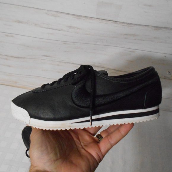 Nike Cortez 72 SI Black White Athletic Sneaker Shoe Womens Size 8 881205-001 - Picture 9 of 16
